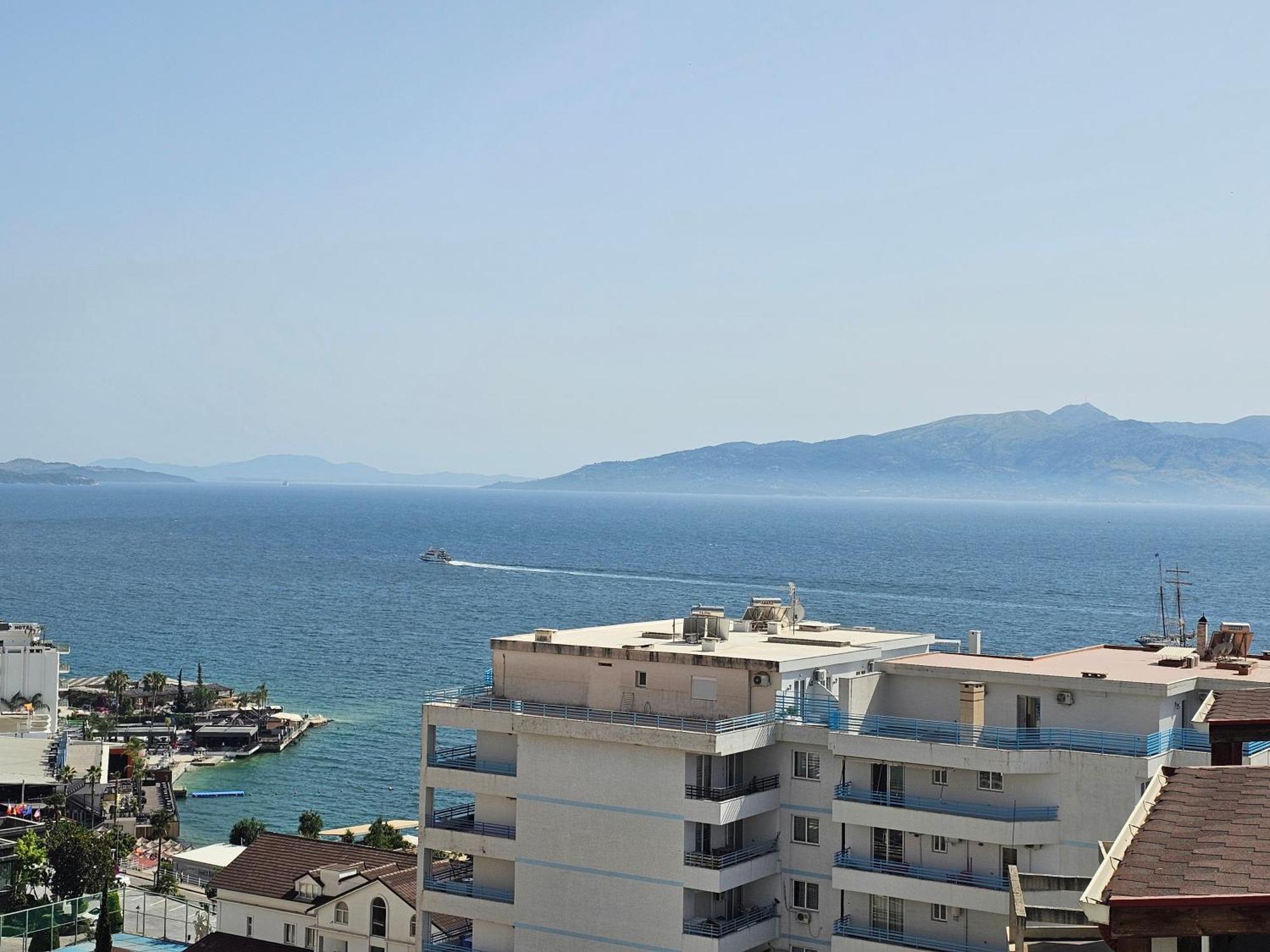 Panoramic Sea View Apartment ซารานเดอ ภายนอก รูปภาพ